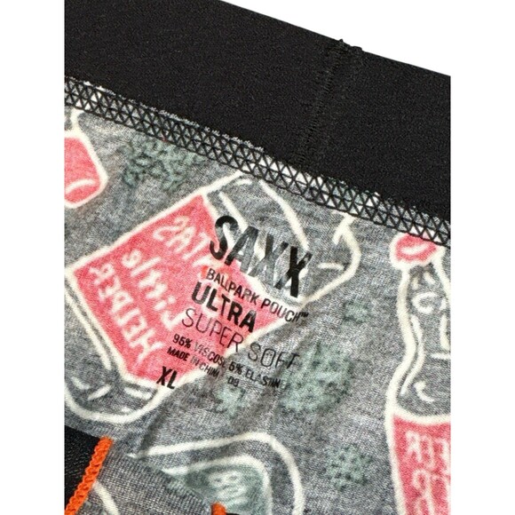 SAXX Ultra Boxer Briefs Holiday Spirits Print Ballpark Pouch Black Red XL - Picture 4 of 7